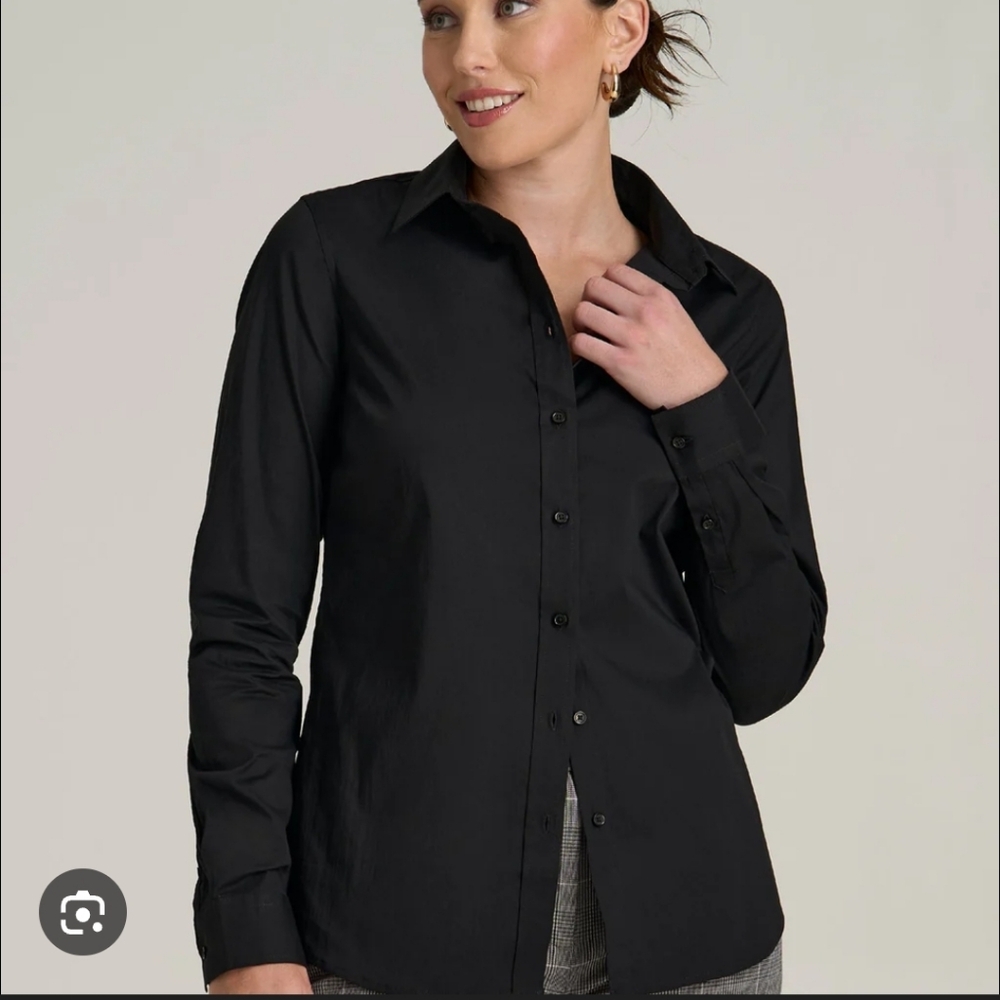 TAHARI Classic Black Button-Down Shirt